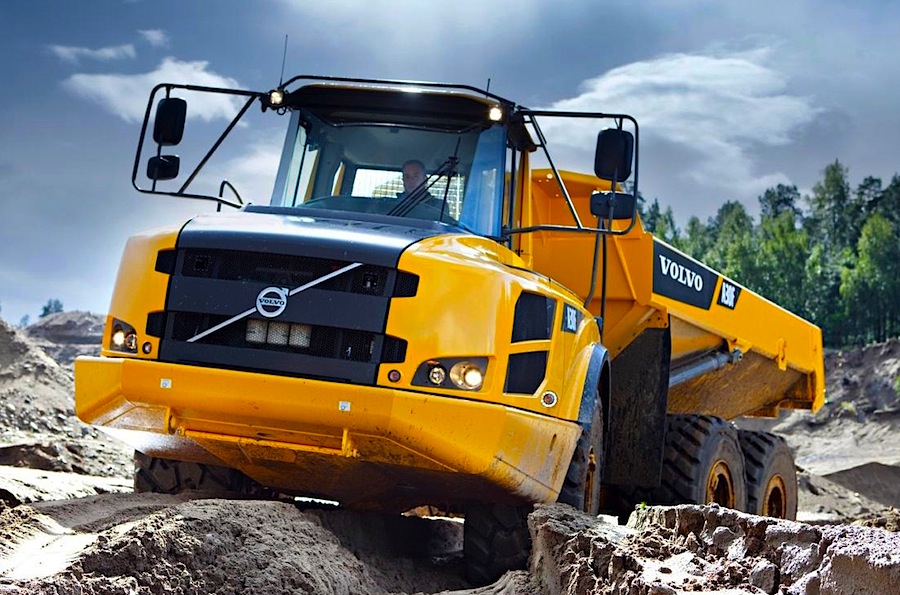 Сочлененный самосвал Volvo A35F