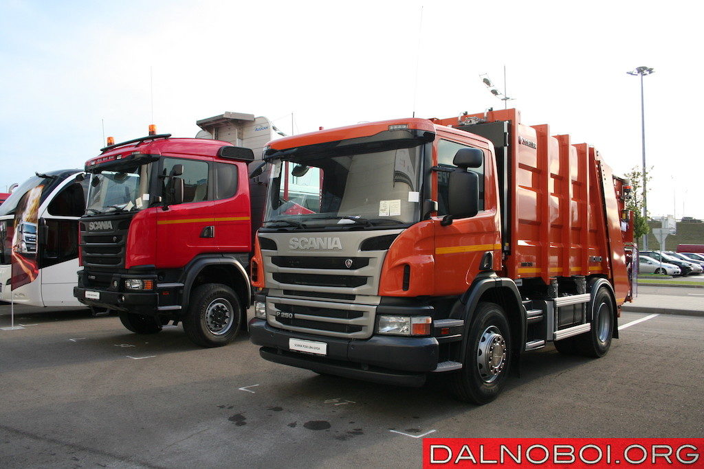 Мусоровоз Zoeller Mini XL-H объемом 12 м3 на шасси Scania P250 LB4x2HSA